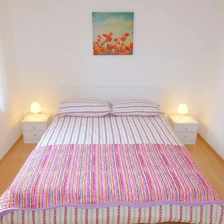 Apartament Kvesic - Azzurro *