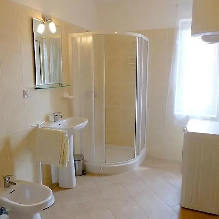 Appartement Kvesic - Azzurro Šilo