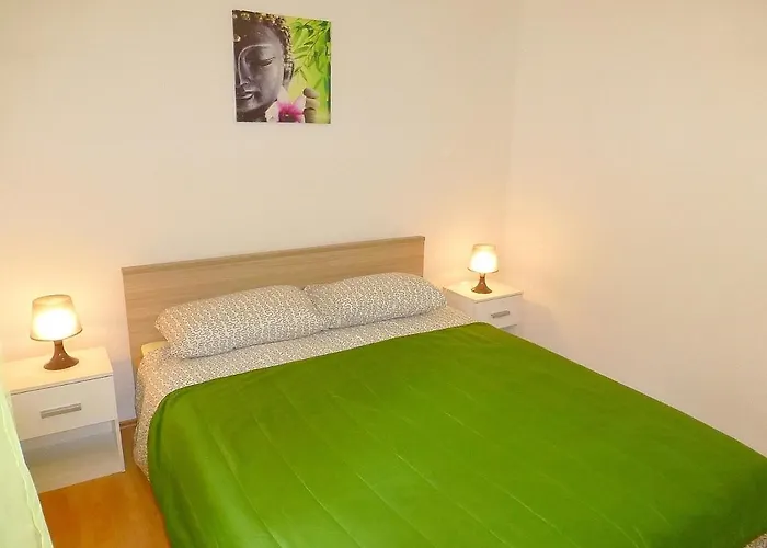 Kvesic - Azzurro Apartament Šilo