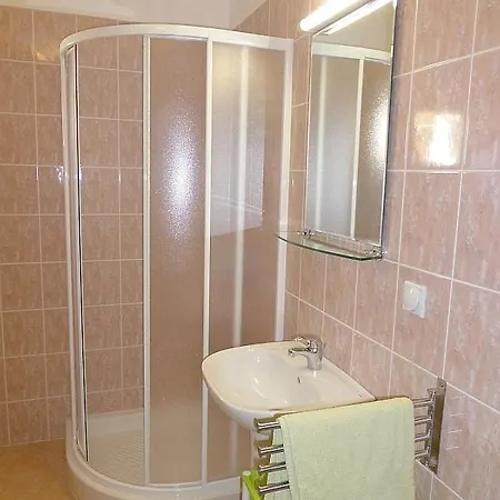 Apartment Kvesic - Azzurro Šilo