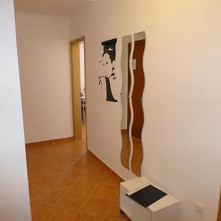 Apartment Kvesic - Azzurro *