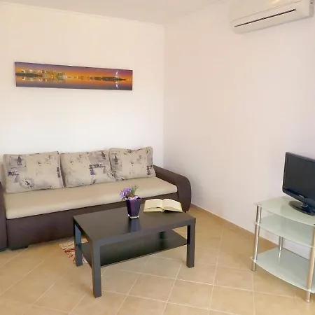 Kvesic - Azzurro Apartment Šilo