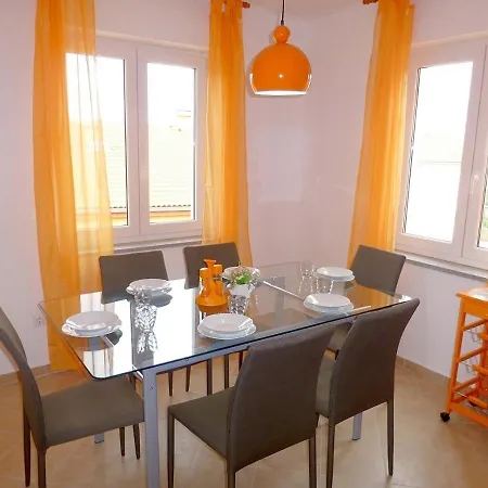 Apartment Kvesic - Azzurro *