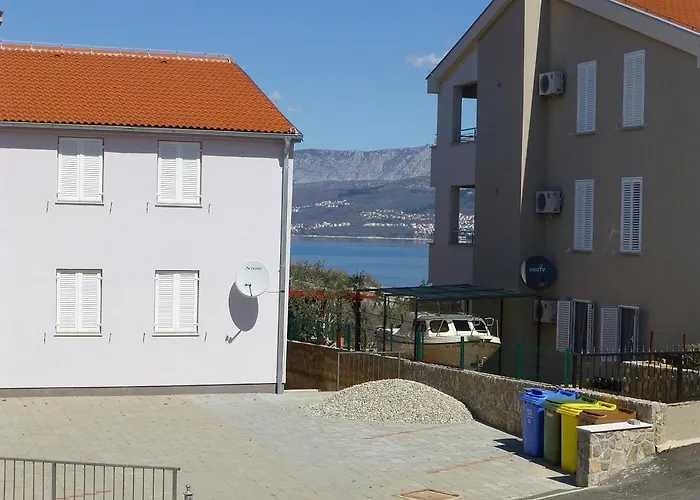 Apartment Kvesic - Azzurro *