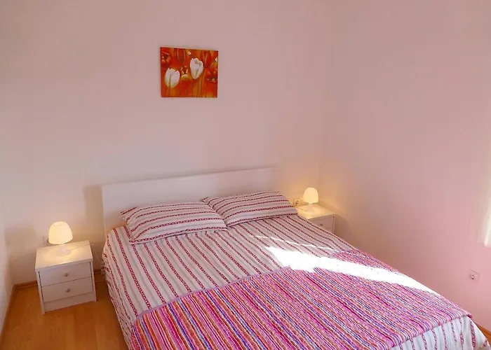 Apartment Kvesic - Azzurro