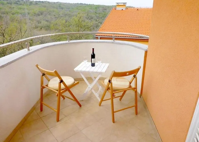 Kvesic - Azzurro Apartment